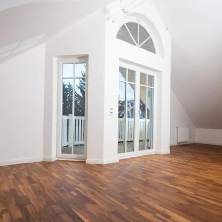 Phantastisches Haus Mit Pool Direkt In Muenchen Esterno foto
